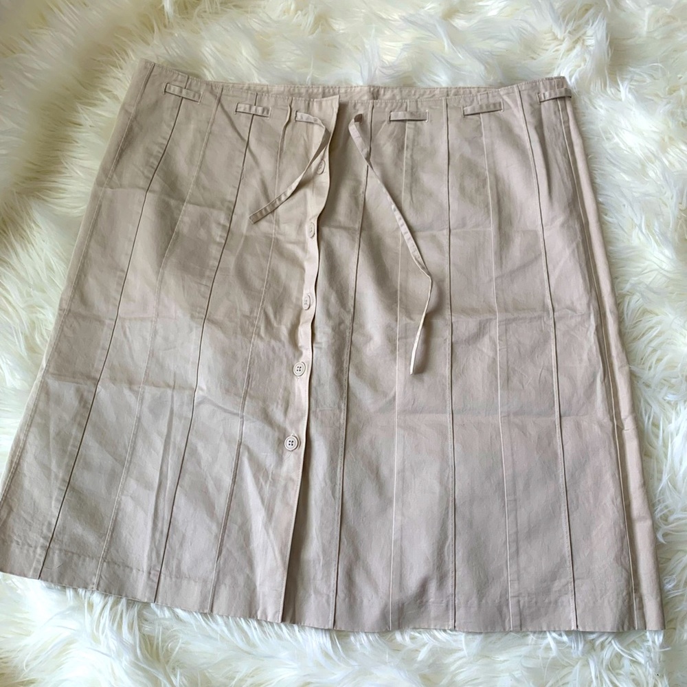 NWOT GAP- Khaki Button Up Pleated Skirt Sz20